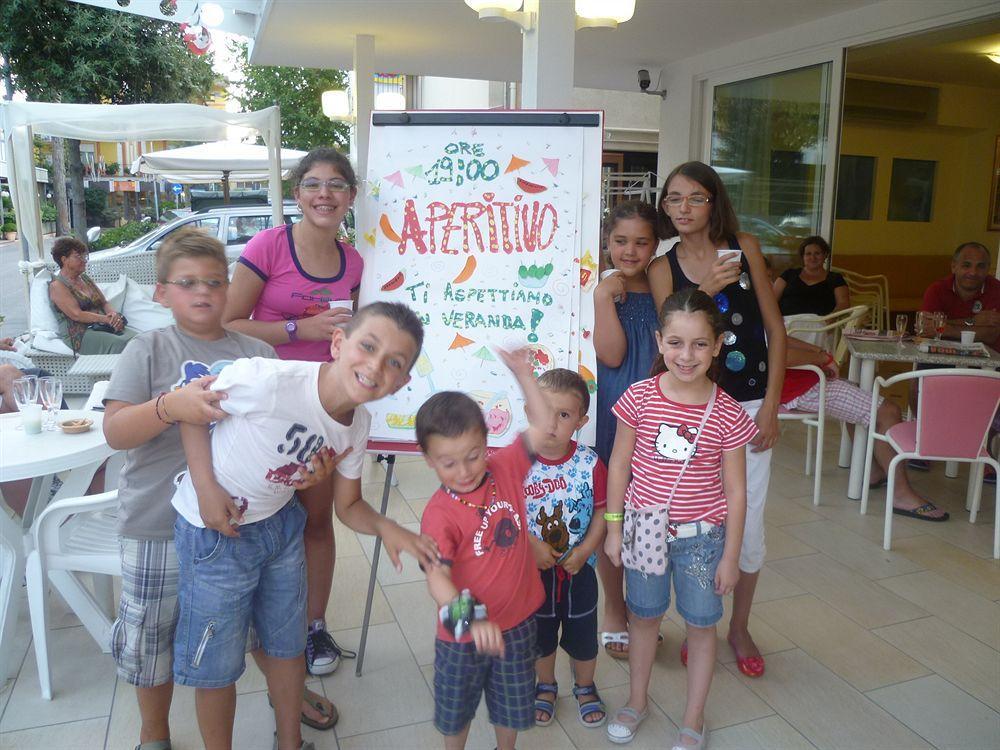 Hotel San Salvador Bellaria-Igea Marina Esterno foto